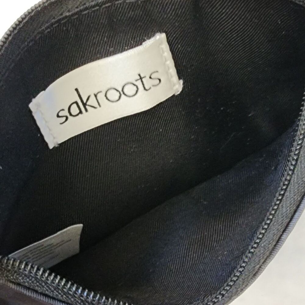 Sakroots Coin Purse Keychain ID Card Holder Black Grey Floral Art - Picture 3 of 4